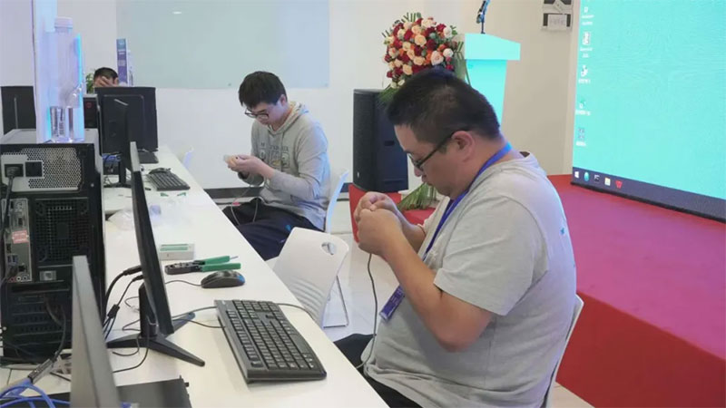 ɭЭحͶŵڰ˽ְְҵܾϢȫԲչ